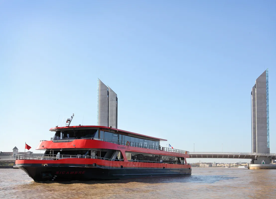 Les Bateaux Bordelais